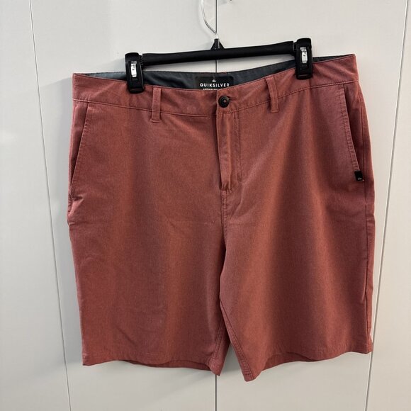 Quiksilver Shorts Mens 36 Burgundy Amphibian Dry Flight Outdoors Causal Mens - Picture 1 of 11
